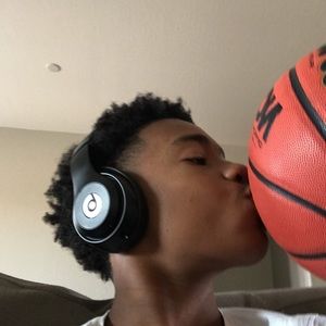 Meet your Posher, Collin